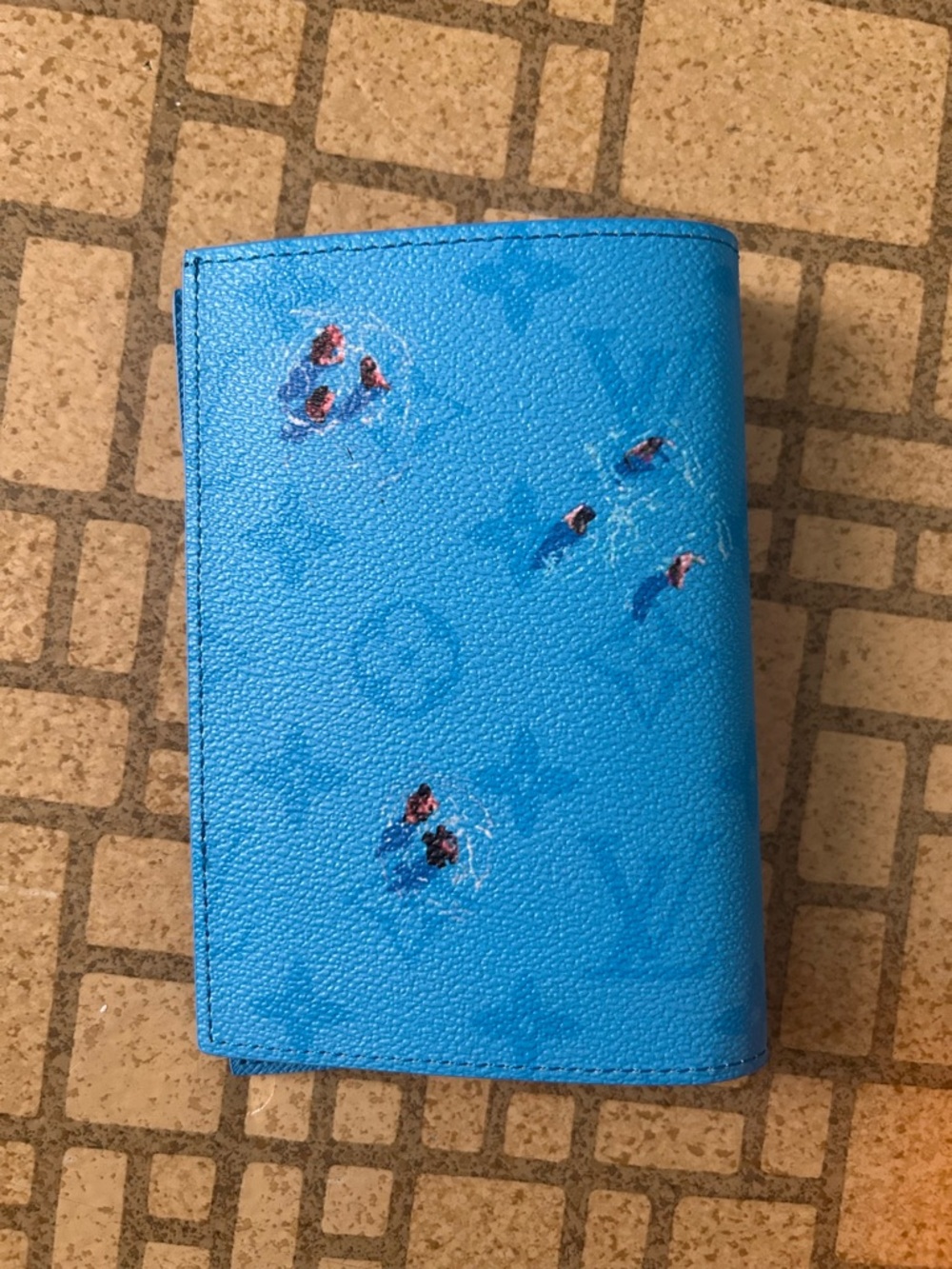 Louis Vuitton Blue Lagoon Passport Holder - Picture 3 of 4